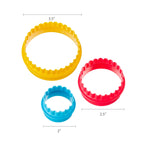 Ergonomic Manual Round Double-Sided Plastic Cookie Cutter Set, 5 Pieces - Innovative Kitchen Helper for Modern Cooking Detail