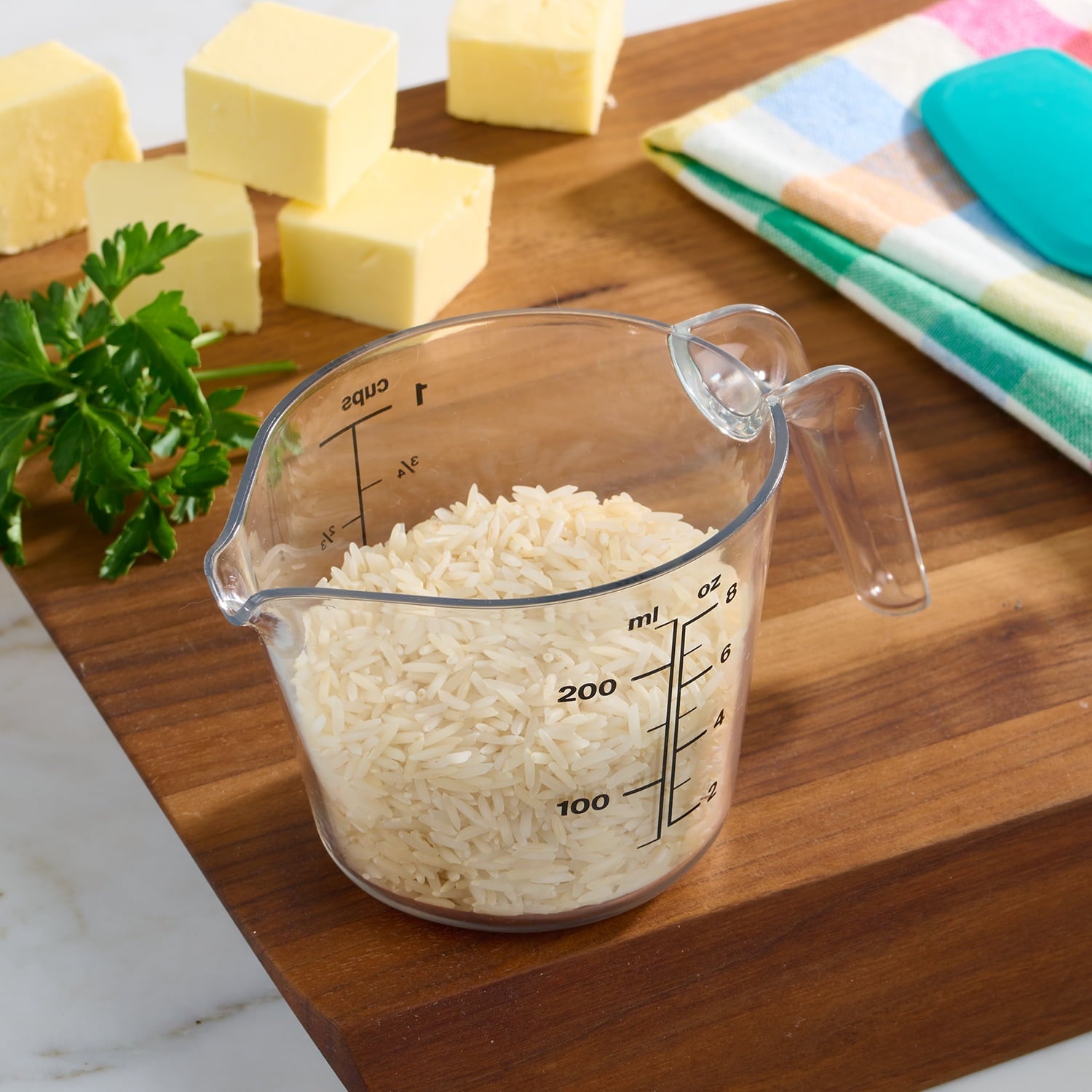 Multi-Functional 1 Cup Large Spout Plastic Measuring Cup, Clear - Kitchen Gadget Tool for Quick Food Prep Detail